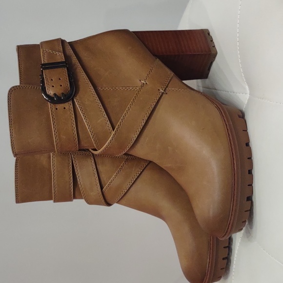 Lyra Naturalizer women's high heels boots double buckle water repellent 9 1/2 - Picture 2 of 8